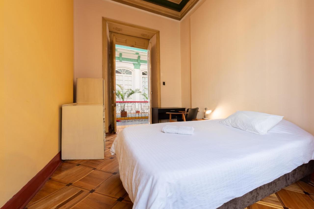 Hostal R10 Bogota Ngoại thất bức ảnh