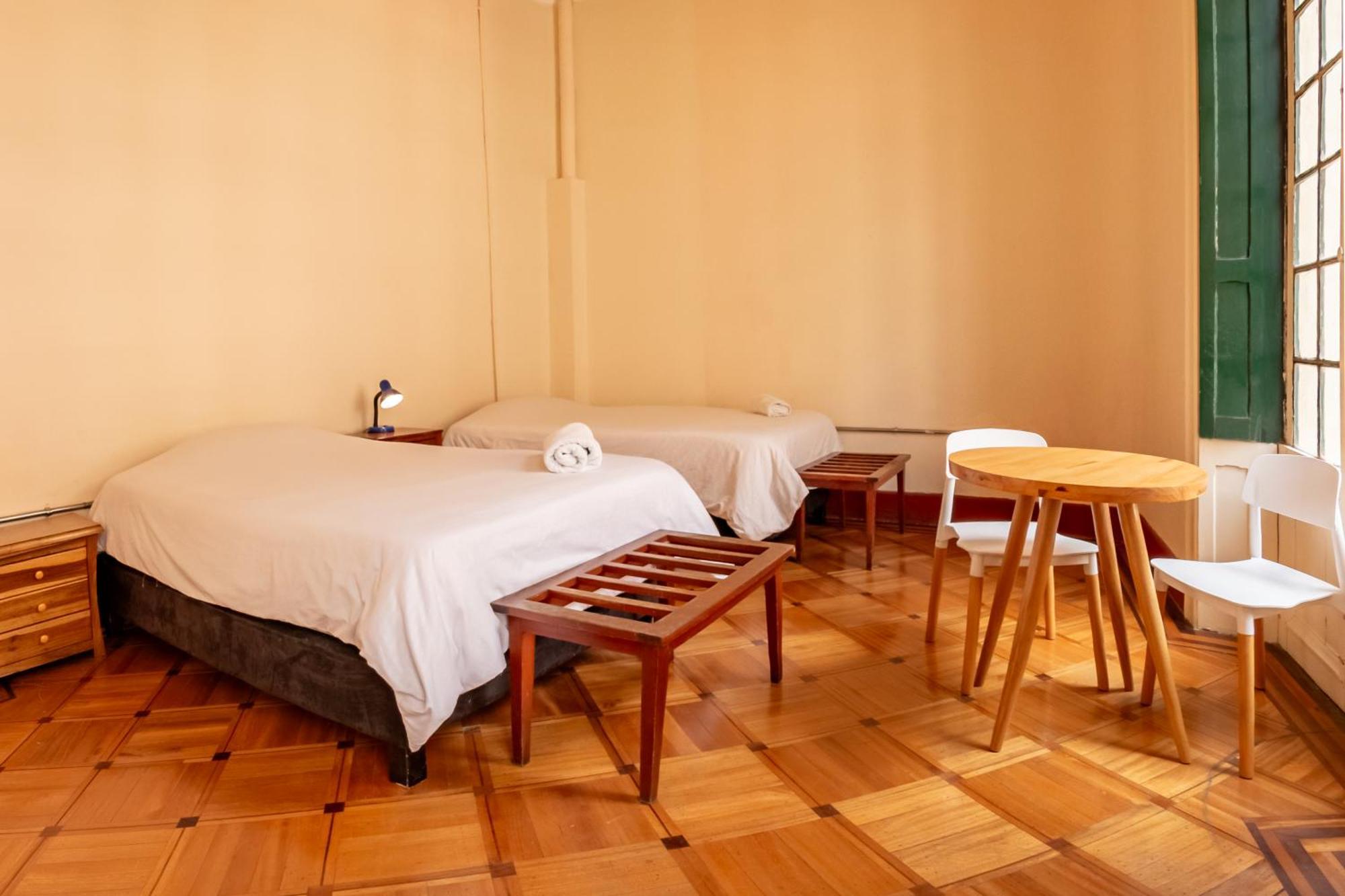 Hostal R10 Bogota Ngoại thất bức ảnh